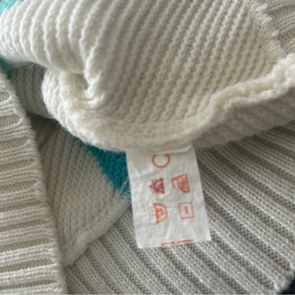 SGS Vintage Knit Wool Sweater, size Medium - Picture 8 of 9